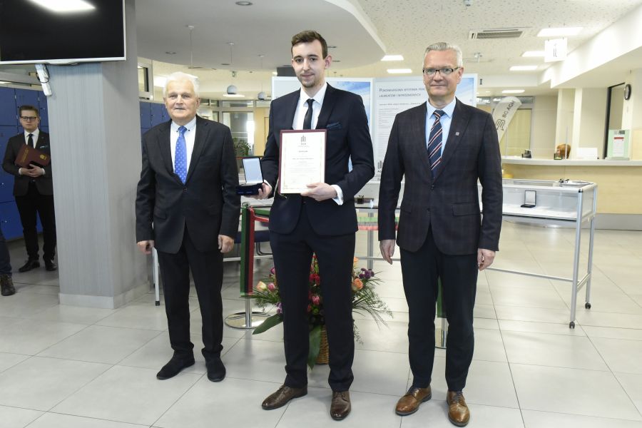 Kliknij aby zobaczyć pełny rozmiar