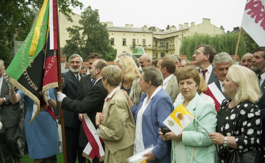 Kliknij aby zobaczyć pełny rozmiar