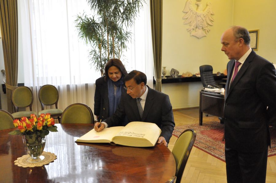 Kliknij aby zobaczyć pełny rozmiar