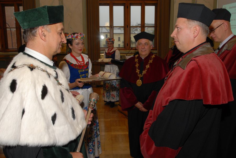 Kliknij aby zobaczyć pełny rozmiar