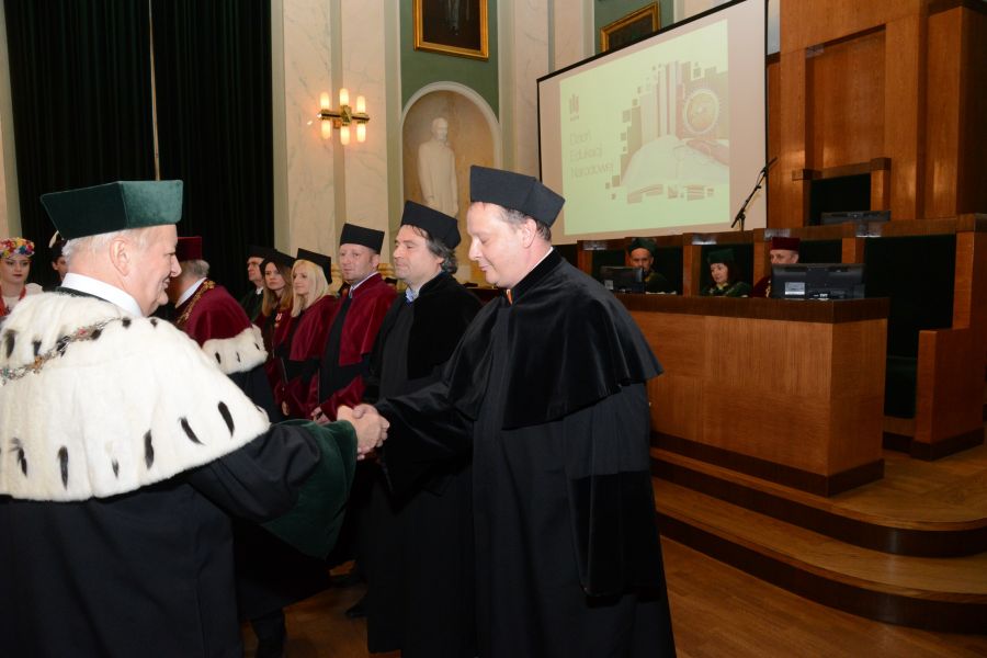 Kliknij aby zobaczyć pełny rozmiar