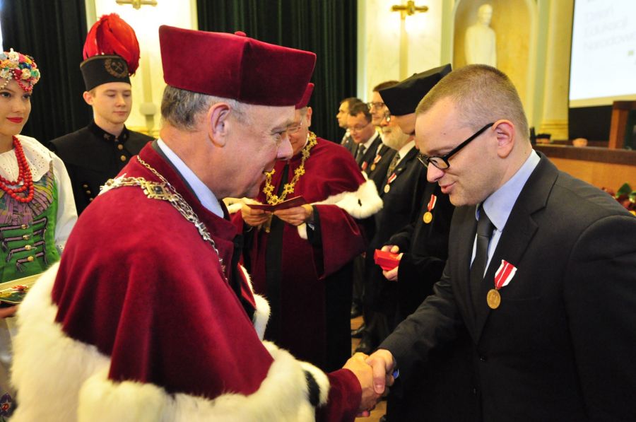 Kliknij aby zobaczyć pełny rozmiar