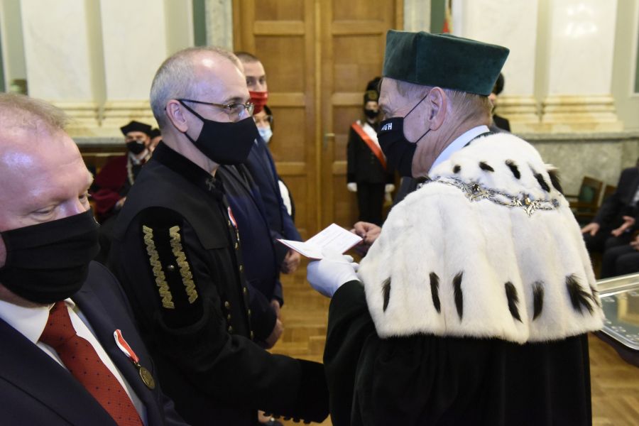 Kliknij aby zobaczyć pełny rozmiar