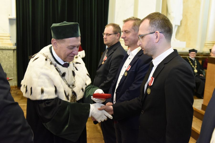 Kliknij aby zobaczyć pełny rozmiar