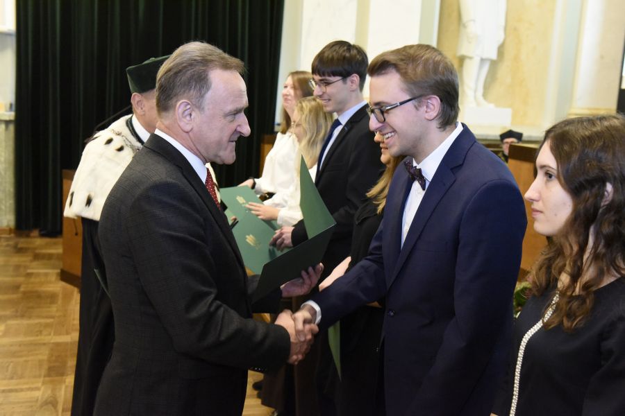 Kliknij aby zobaczyć pełny rozmiar