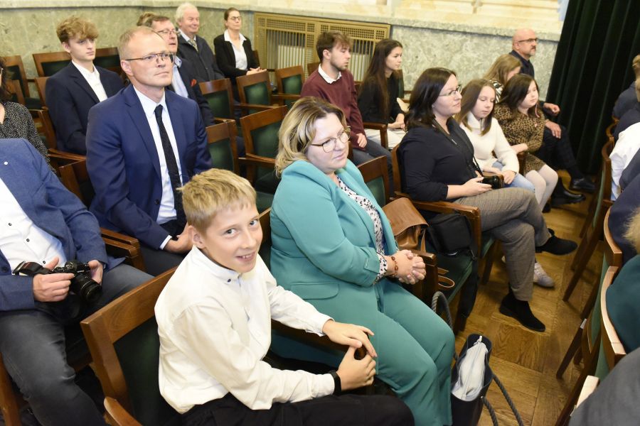 Kliknij aby zobaczyć pełny rozmiar