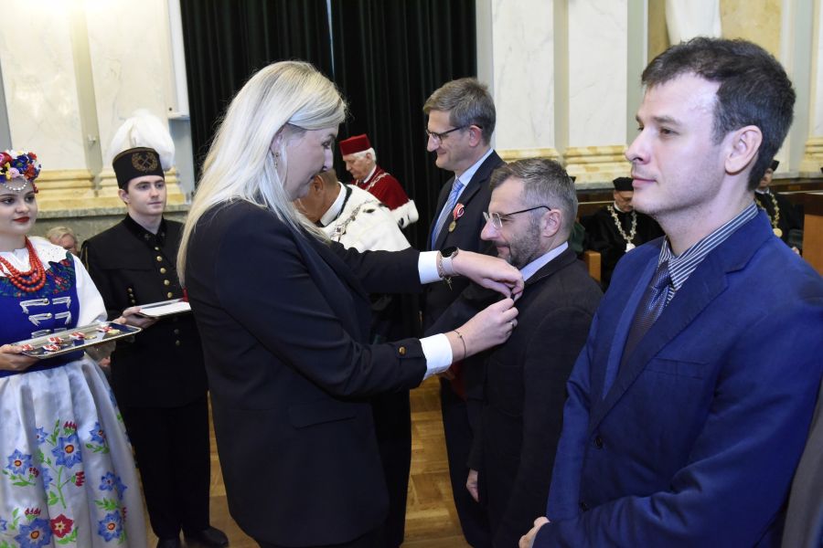 Kliknij aby zobaczyć pełny rozmiar