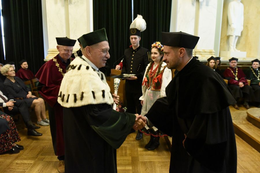 Kliknij aby zobaczyć pełny rozmiar