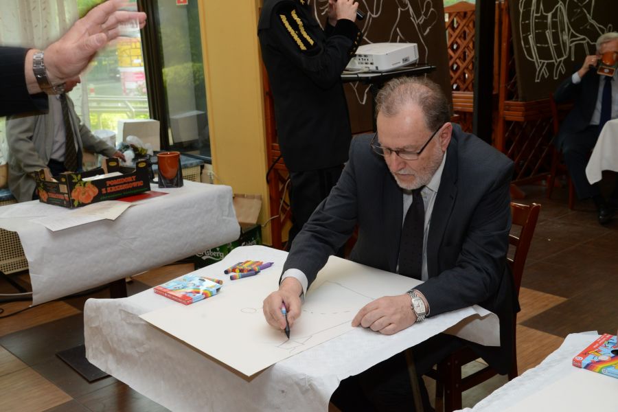 Kliknij aby zobaczyć pełny rozmiar