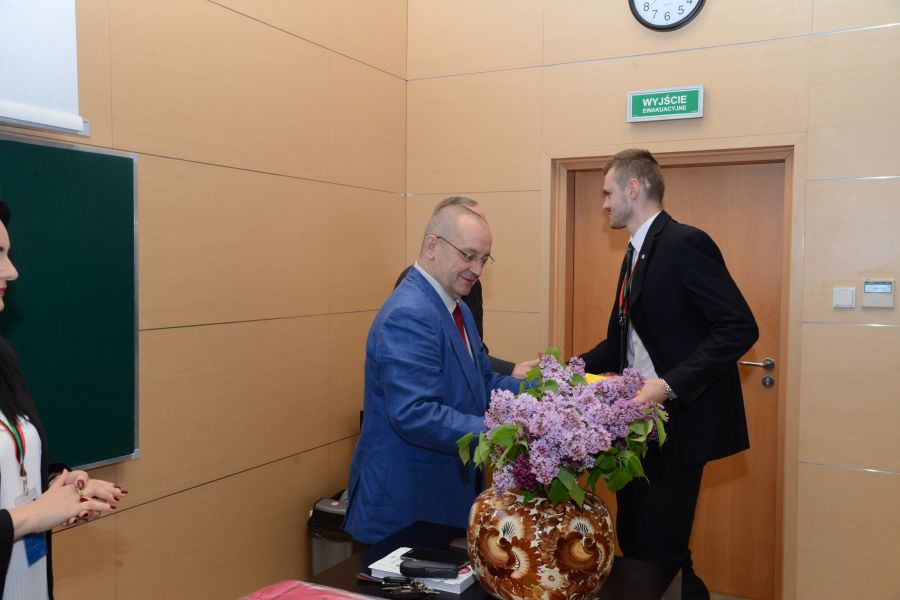 Kliknij aby zobaczyć pełny rozmiar