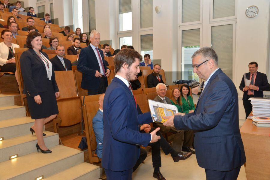 Kliknij aby zobaczyć pełny rozmiar