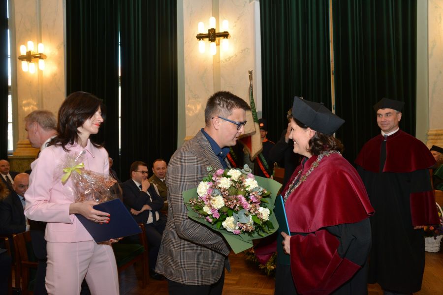 Kliknij aby zobaczyć pełny rozmiar