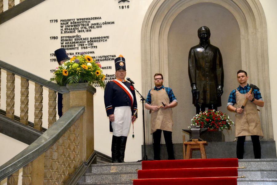 Kliknij aby zobaczyć pełny rozmiar