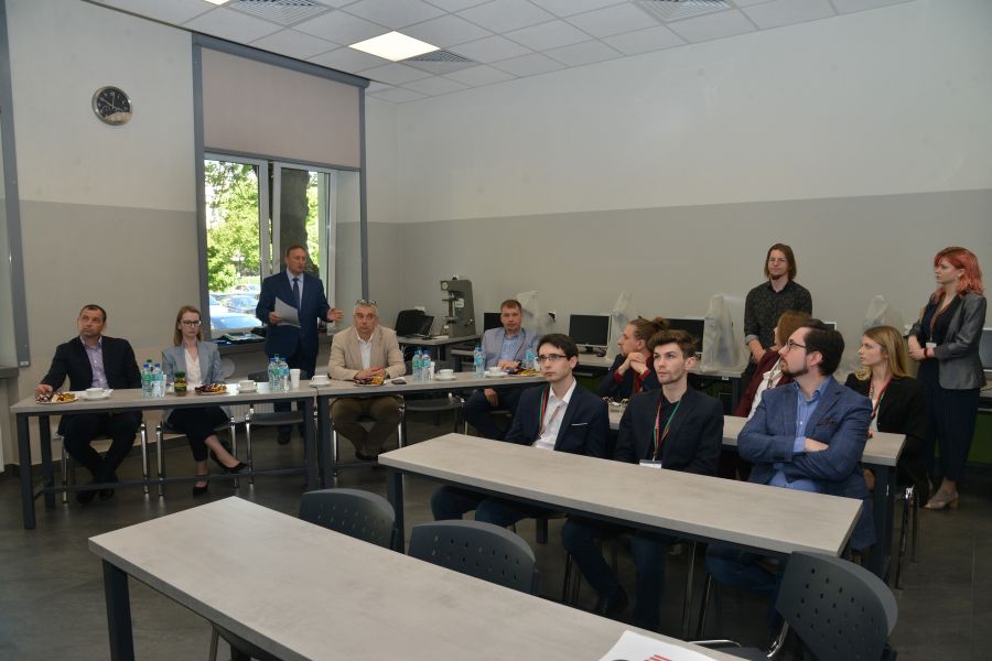 Kliknij aby zobaczyć pełny rozmiar