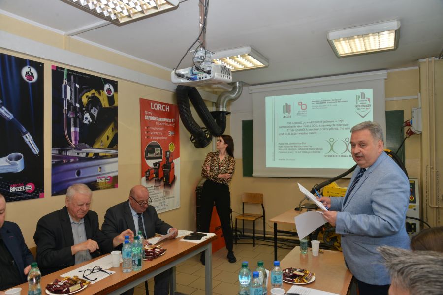 Kliknij aby zobaczyć pełny rozmiar