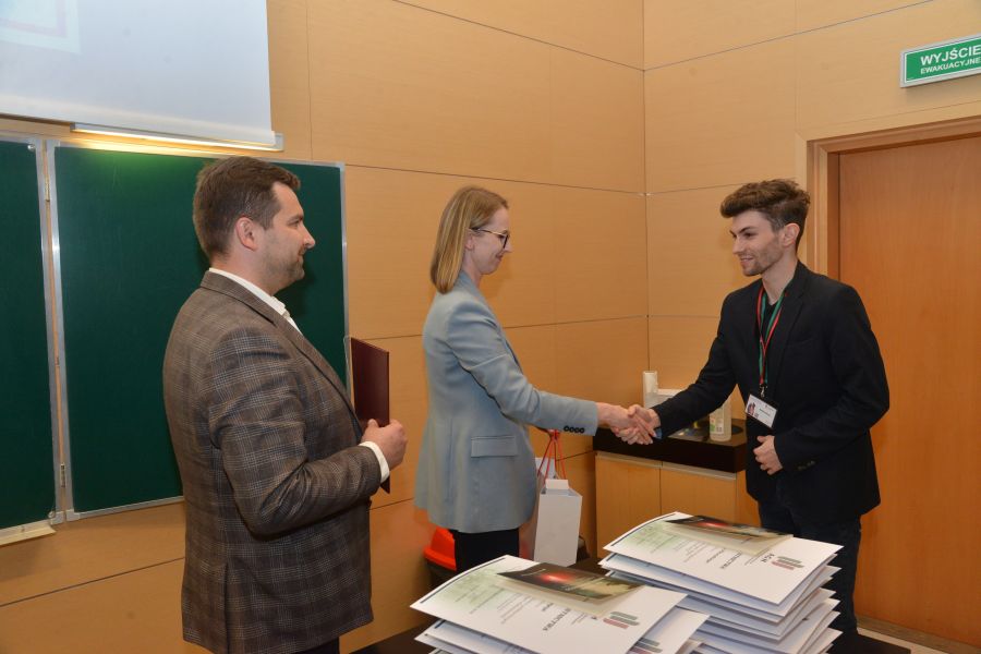 Kliknij aby zobaczyć pełny rozmiar