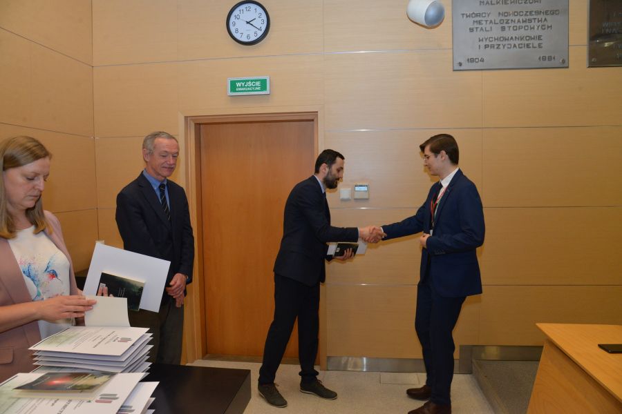 Kliknij aby zobaczyć pełny rozmiar