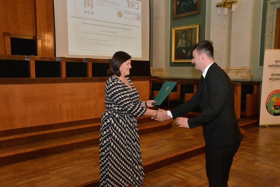 Kliknij aby zobaczyć pełny rozmiar