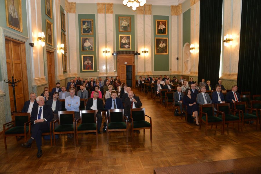 Kliknij aby zobaczyć pełny rozmiar