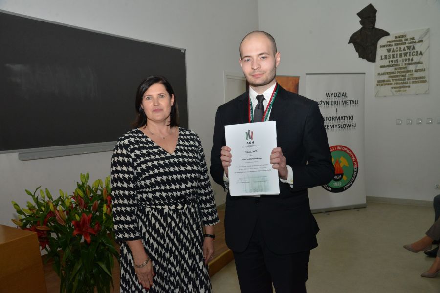 Kliknij aby zobaczyć pełny rozmiar