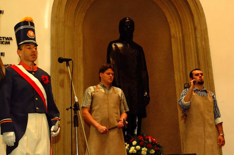 Kliknij aby zobaczyć pełny rozmiar