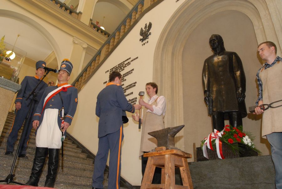 Kliknij aby zobaczyć pełny rozmiar