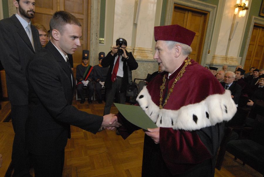 Kliknij aby zobaczyć pełny rozmiar