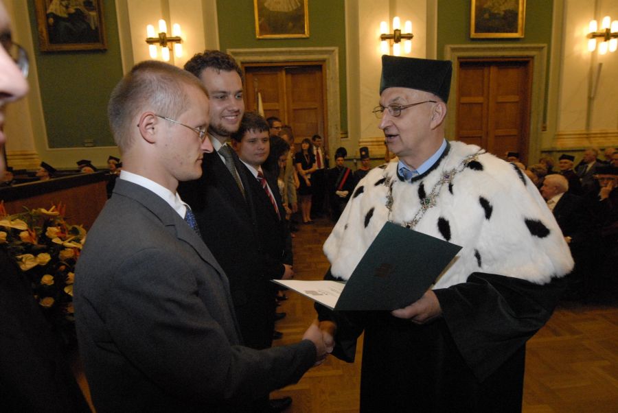 Kliknij aby zobaczyć pełny rozmiar