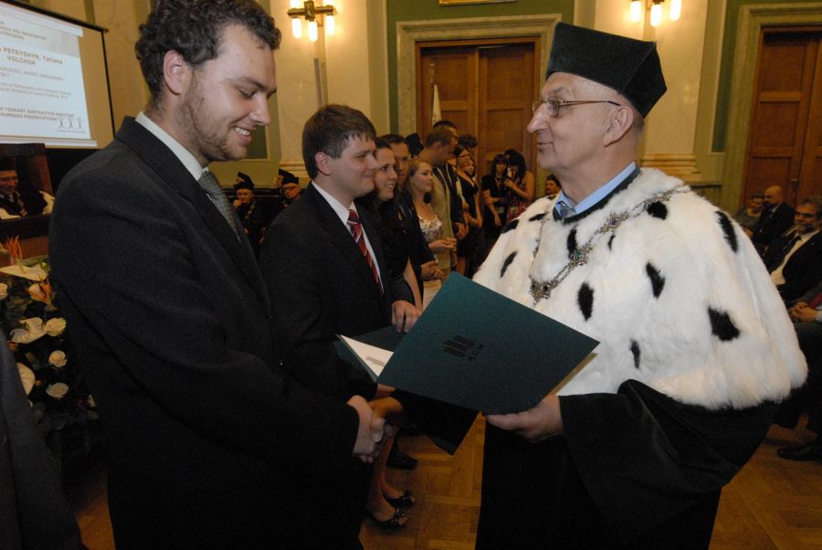 Kliknij aby zobaczyć pełny rozmiar