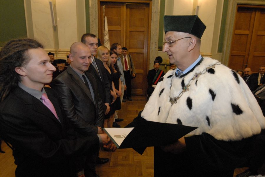 Kliknij aby zobaczyć pełny rozmiar