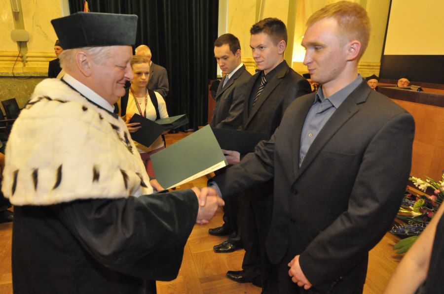 Kliknij aby zobaczyć pełny rozmiar