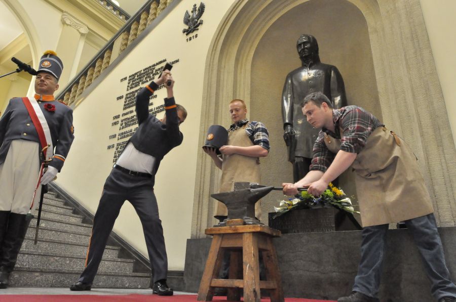 Kliknij aby zobaczyć pełny rozmiar