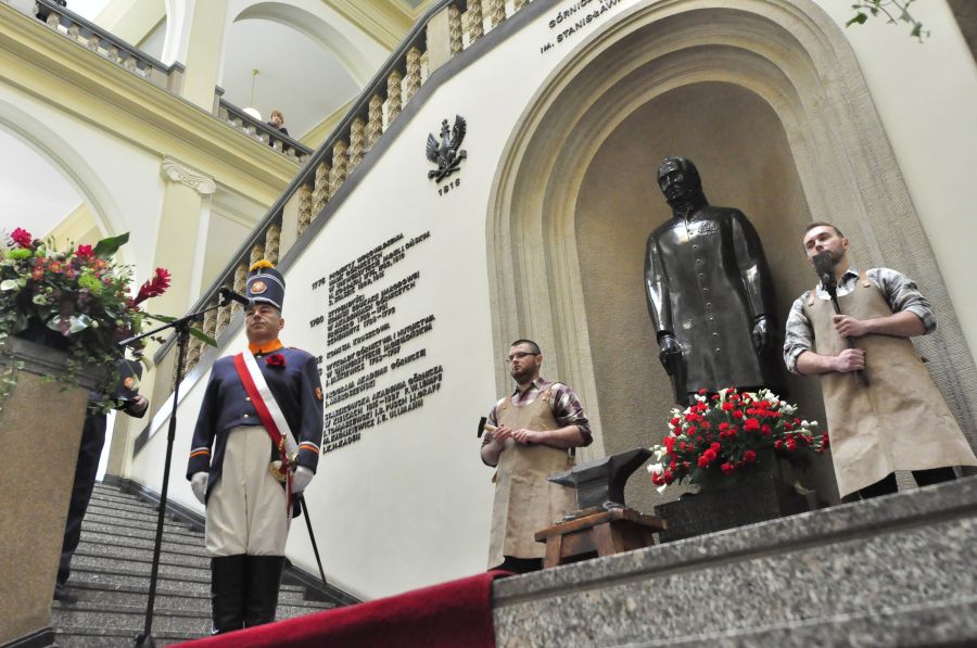 Kliknij aby zobaczyć pełny rozmiar