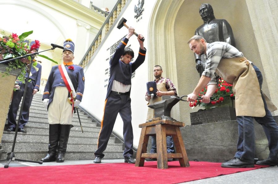 Kliknij aby zobaczyć pełny rozmiar