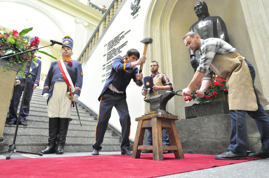 Kliknij aby zobaczyć pełny rozmiar