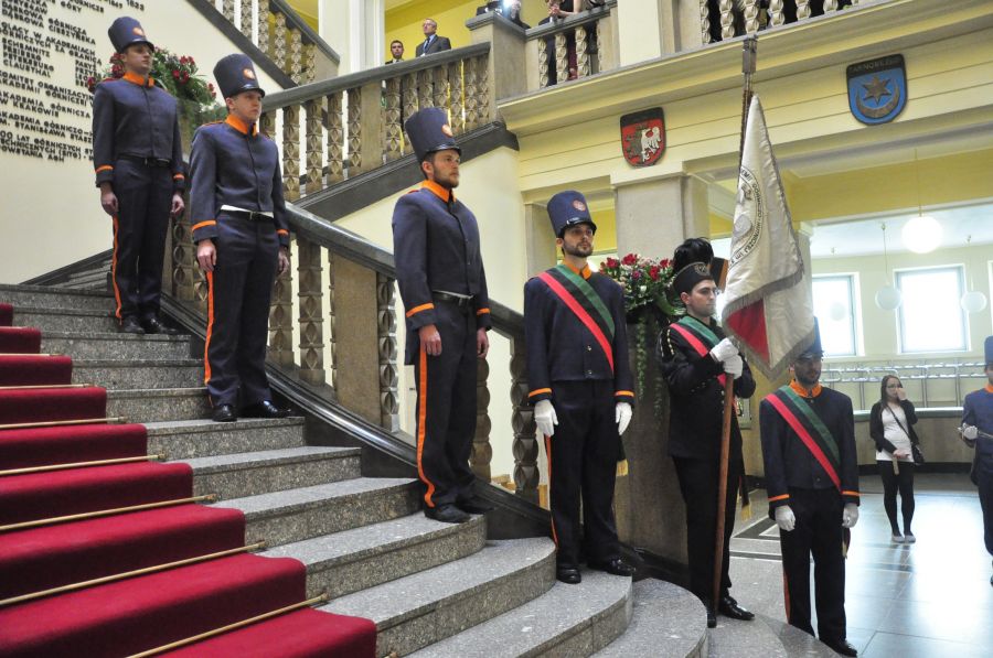 Kliknij aby zobaczyć pełny rozmiar
