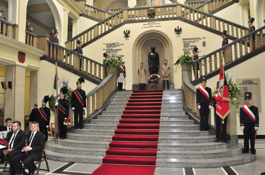 Kliknij aby zobaczyć pełny rozmiar