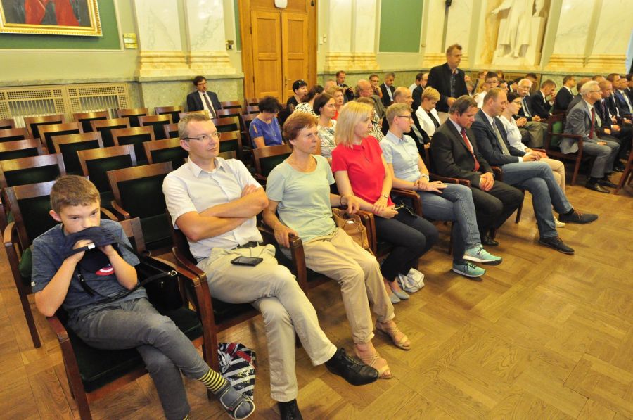 Kliknij aby zobaczyć pełny rozmiar