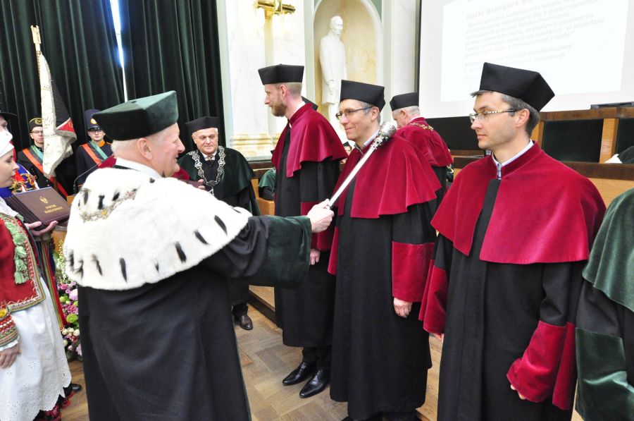 Kliknij aby zobaczyć pełny rozmiar