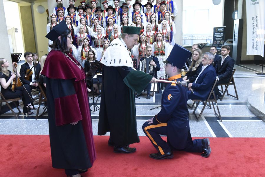 Kliknij aby zobaczyć pełny rozmiar