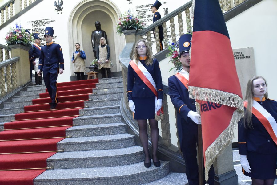 Kliknij aby zobaczyć pełny rozmiar