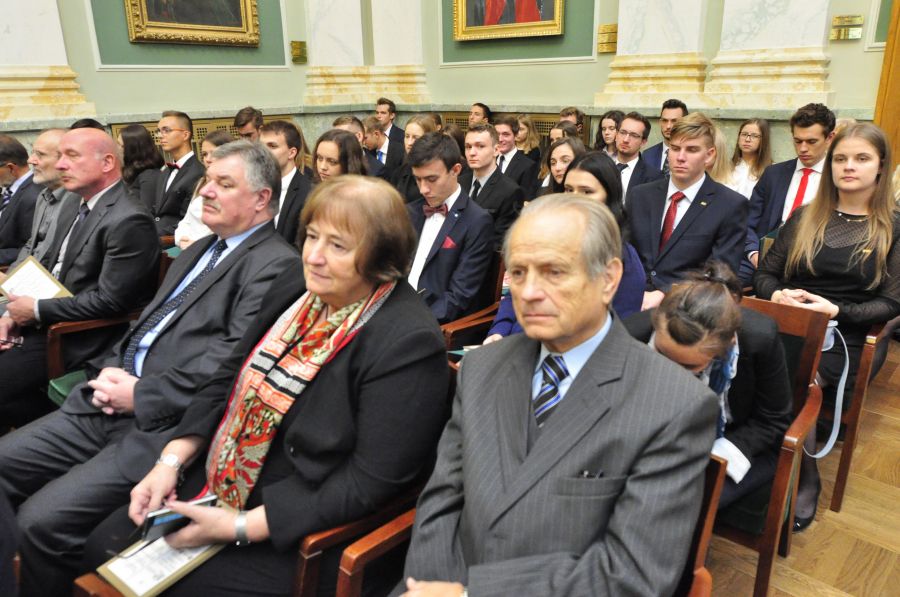 Kliknij aby zobaczyć pełny rozmiar