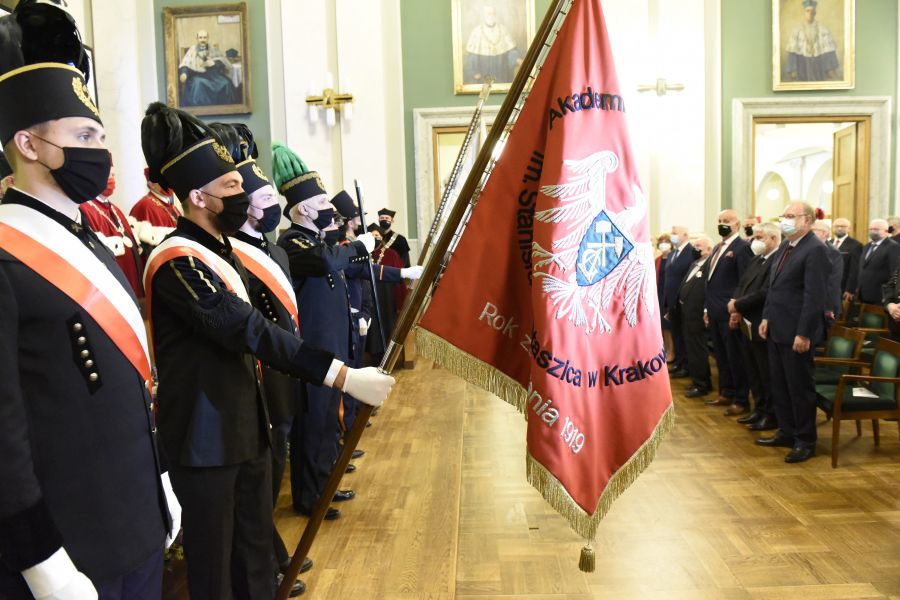 Kliknij aby zobaczyć pełny rozmiar