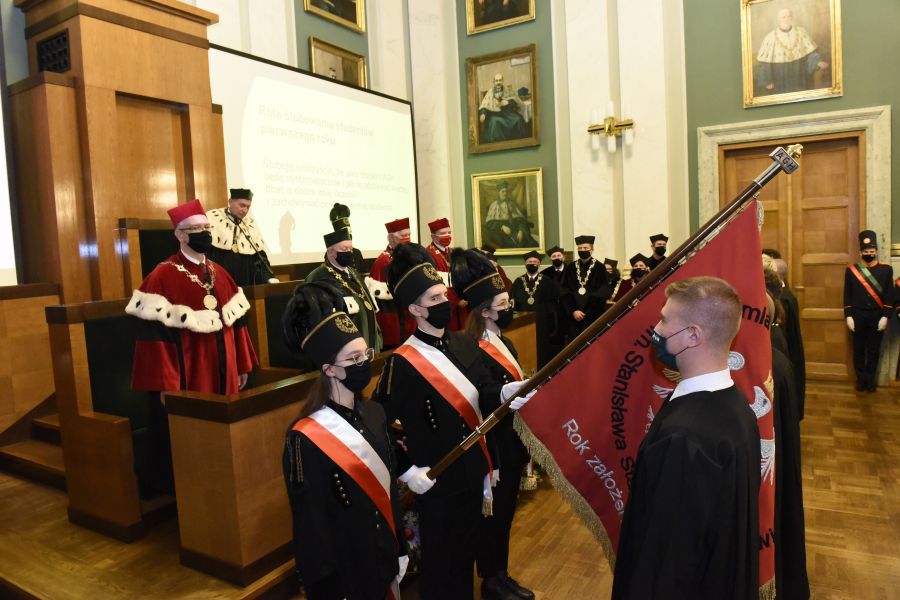 Kliknij aby zobaczyć pełny rozmiar