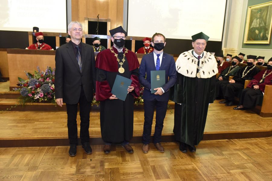 Kliknij aby zobaczyć pełny rozmiar