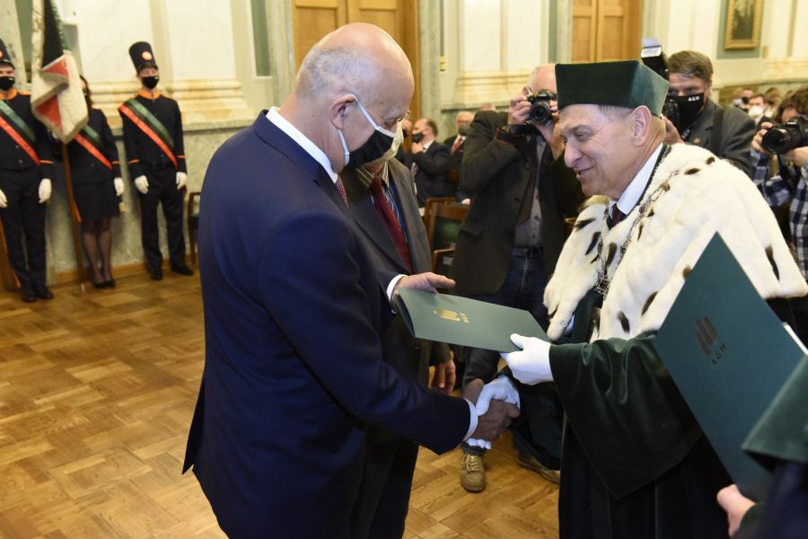 Kliknij aby zobaczyć pełny rozmiar