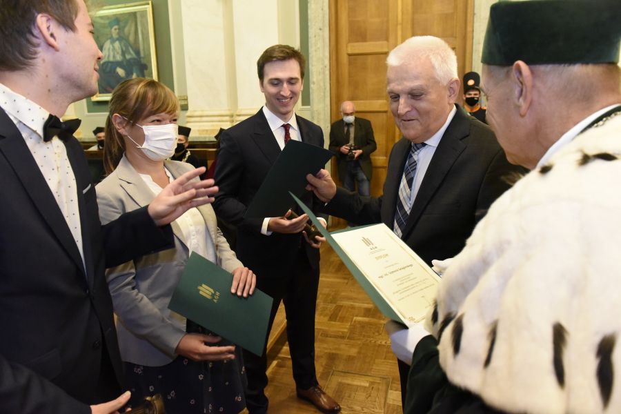 Kliknij aby zobaczyć pełny rozmiar