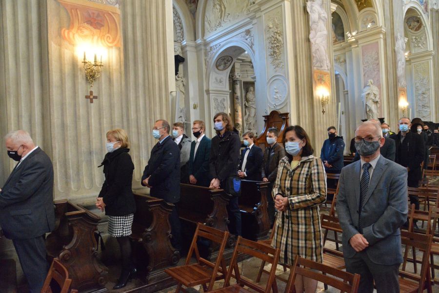 Kliknij aby zobaczyć pełny rozmiar