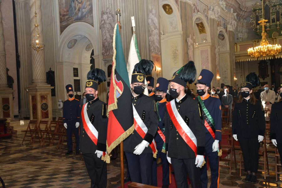 Kliknij aby zobaczyć pełny rozmiar