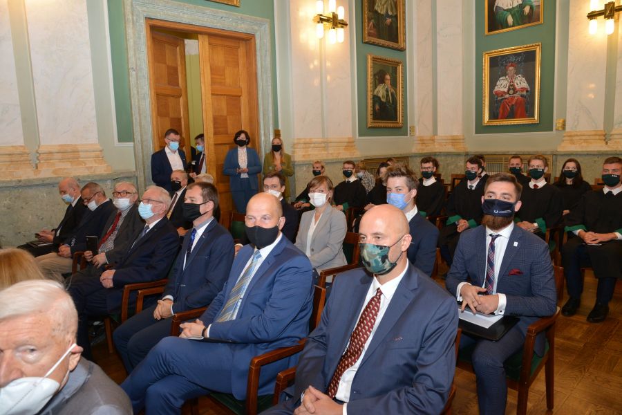 Kliknij aby zobaczyć pełny rozmiar